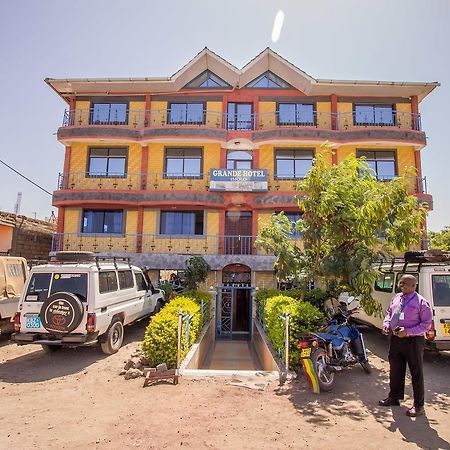 Grande Hotel Isiolo Exterior foto